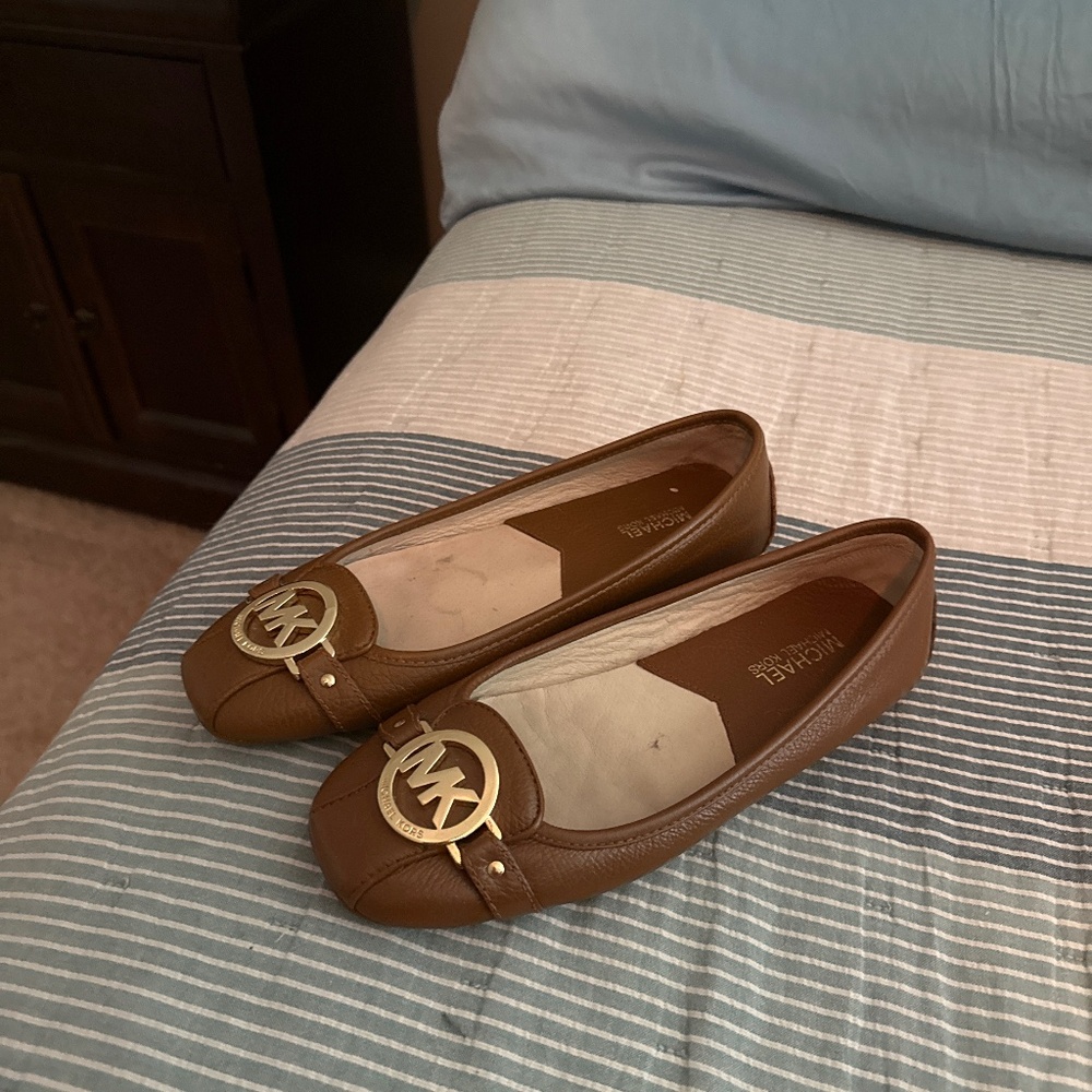 Michael kors flats